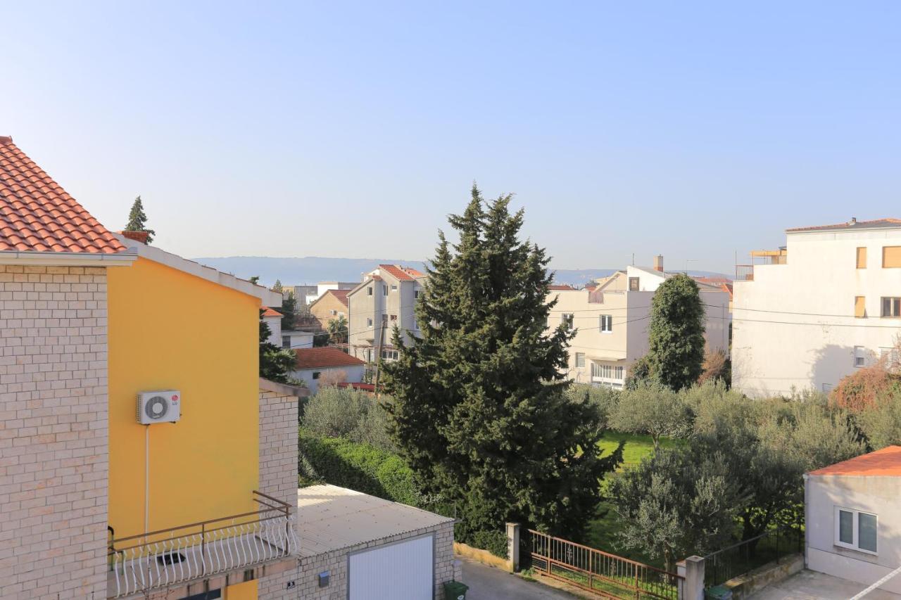 Apartments And Rooms With Parking Space Kastel Stafilic, Kastela - 18673 Exteriér fotografie
